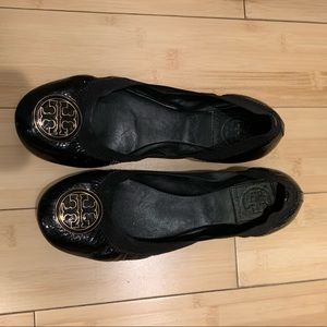Black Tory Burch flats used